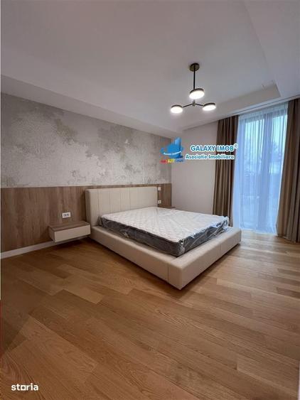 Apartament cu 4 camere, mobilat în Central