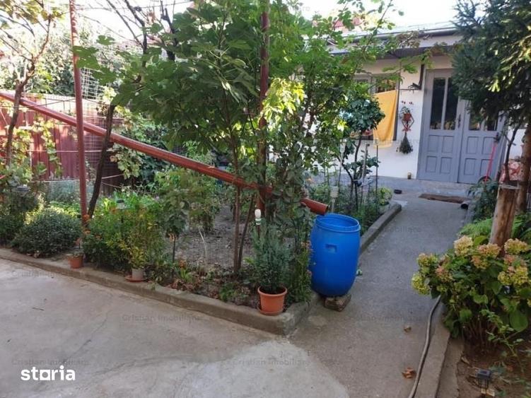 Casă cu 5 camere cu Teren 300 Mp în Brăilița