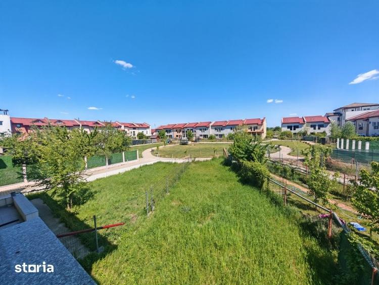 Casă cu 5 camere cu Teren 220 Mp în Central