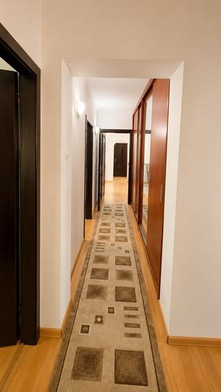 Apartament cu 4 camere decomandat, mobilat în Tătărași