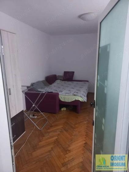 Casă cu 6 camere cu Teren 170 Mp în Tomis I