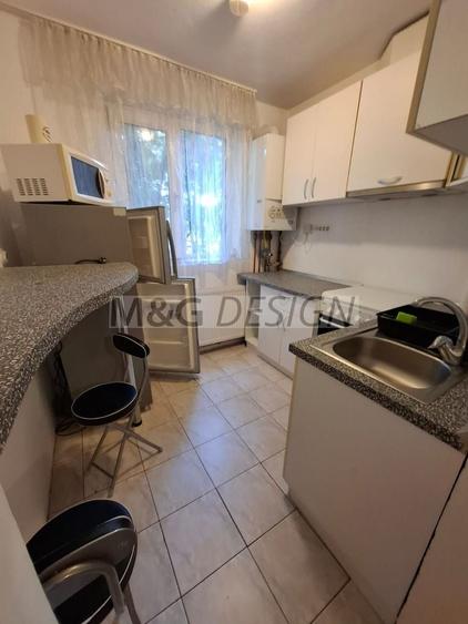 Apartament cu 2 camere, mobilat în Favorit