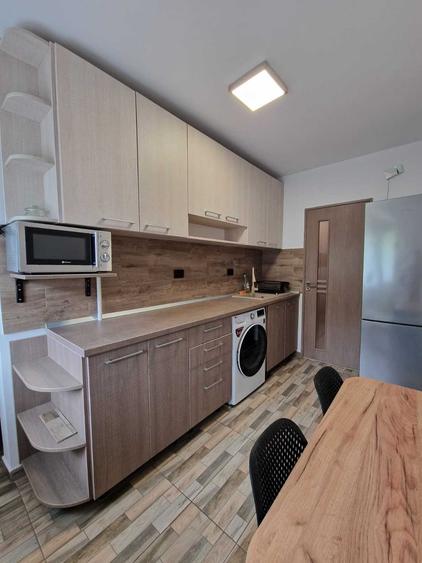 Apartament cu 2 camere decomandat în Crângași