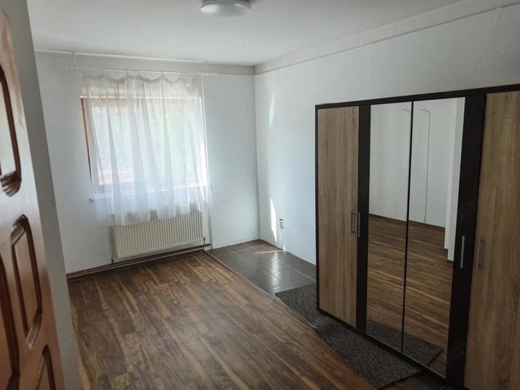 Casă cu Teren 400 Mp în Central