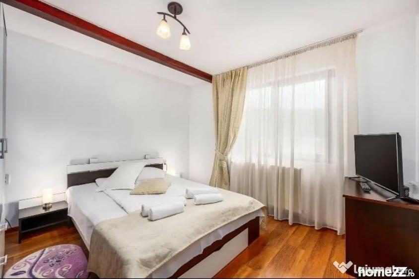 Apartament cu 9 camere decomandat în Mănăstirea Humorului
