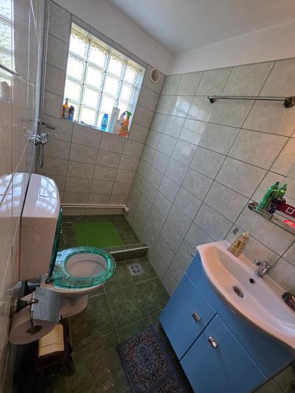 Casă cu 5 camere cu Garaj în Nojag