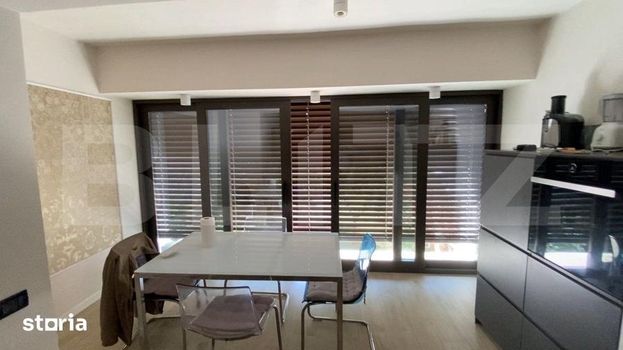 Casă cu 5 camere cu Teren 370 Mp în George Enescu
