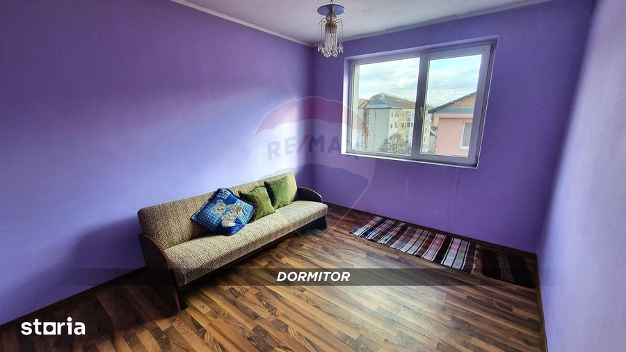 Apartament cu 3 camere, mobilat în Central