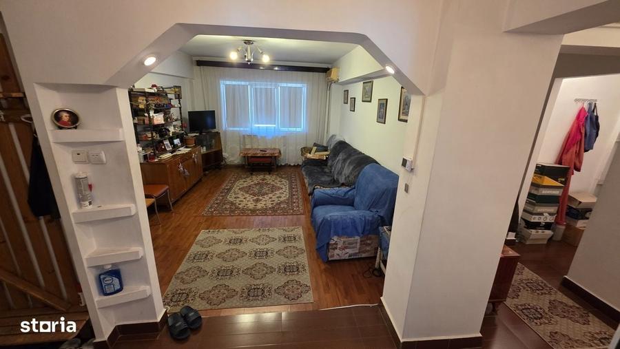 Apartament cu 4 camere în Central
