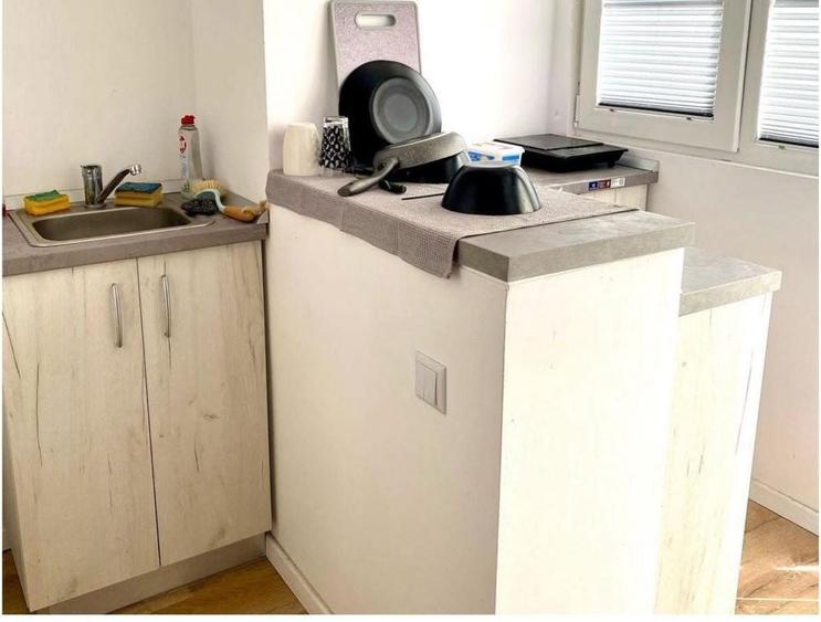 Apartament cu 2 camere decomandat în Exterior Vest
