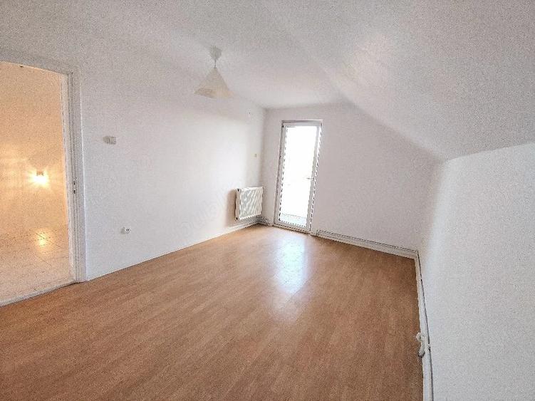 Casă cu Teren 300 Mp în Central