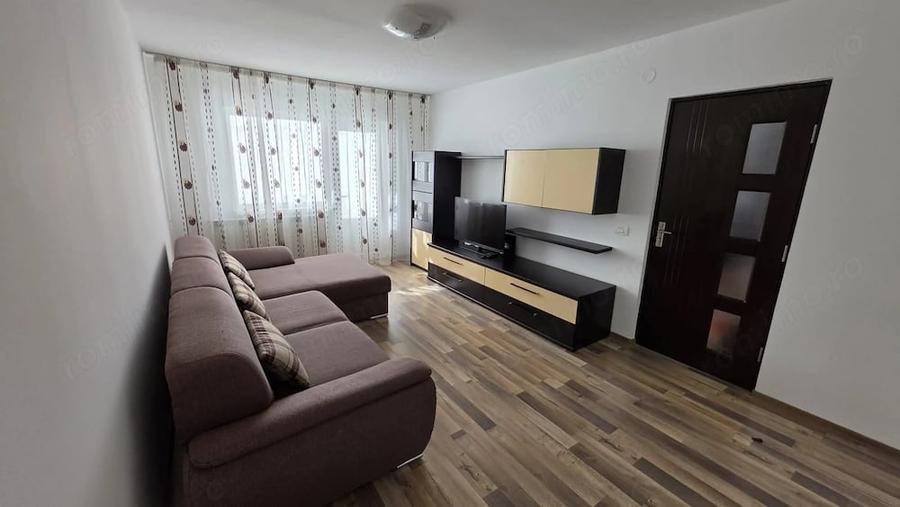 Apartament cu 2 camere decomandat în Babadag