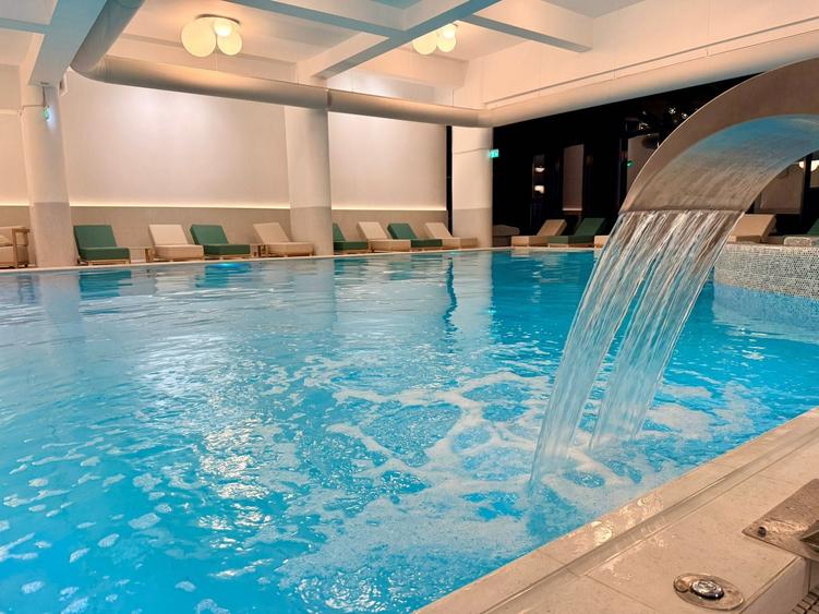 Vand penthouse 3 camere Sinaia, Etaj 8/9, bloc nou, zona SPA si restaurant - 1