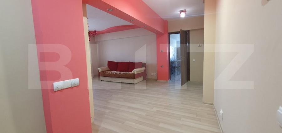 Apartament cu 2 camere semidecomandat, mobilat în Micro 16 — fotografia 3