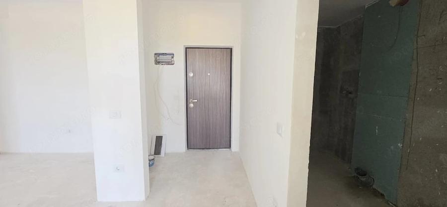 Apartament cu 2 camere decomandat în Păcii