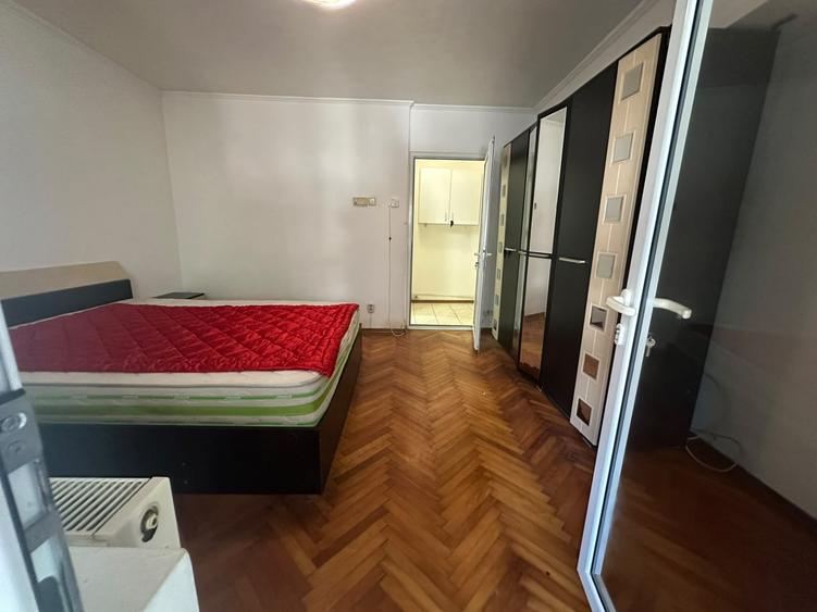 Apartament cu 2 camere decomandat în Buzaului
