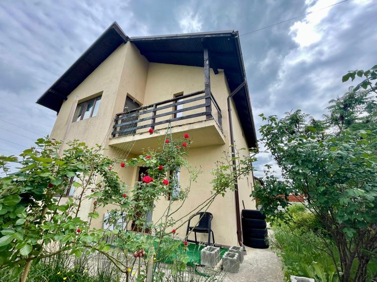 Casă cu 4 camere cu Teren 480 Mp în Horpaz