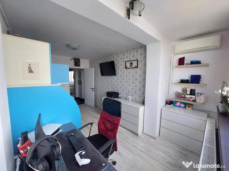 Apartament cu 3 camere decomandat în Theodor Pallady