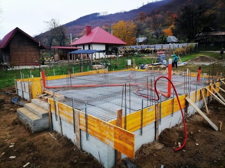 Teren de 3150 mp, în Oanțu