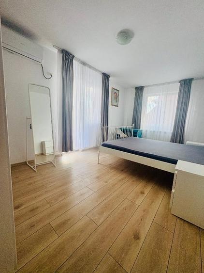 Apartament cu 2 camere decomandat, mobilat în Central