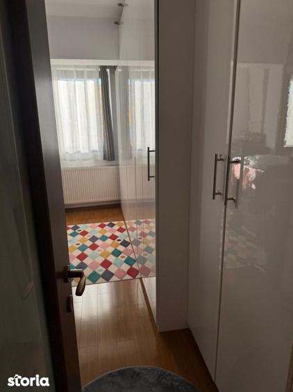 Apartament cu 3 camere decomandat, mobilat în Dămăroaia