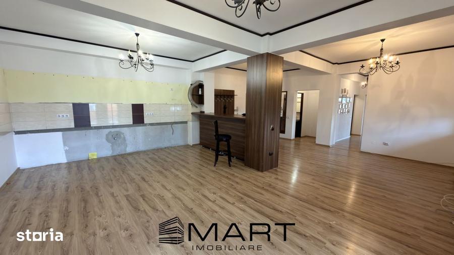 Apartament cu 3 camere în Calea Dumbrăvii