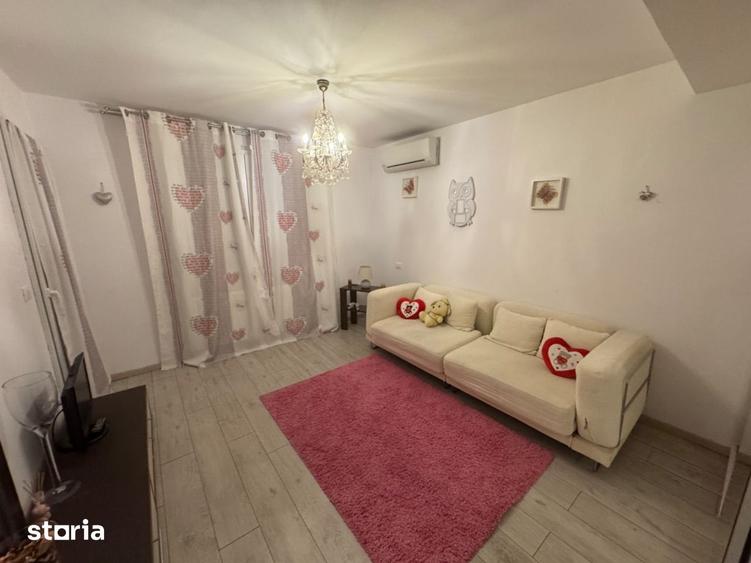 Casă cu 4 camere cu Teren 540 Mp în Calea București
