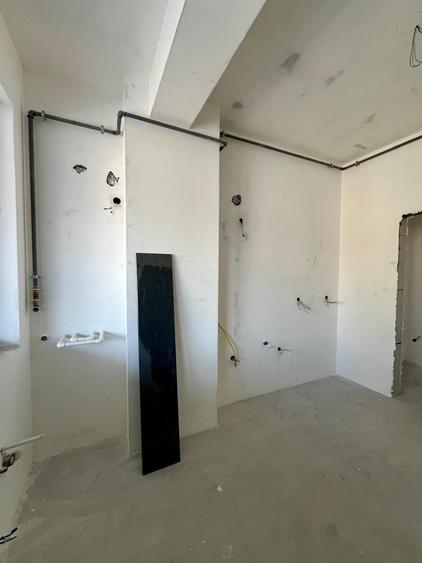 Apartament cu 2 camere decomandat în City Park Mall