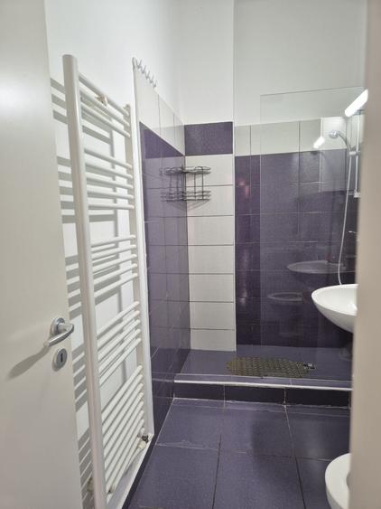 Apartament cu 2 camere decomandat în Bârzești