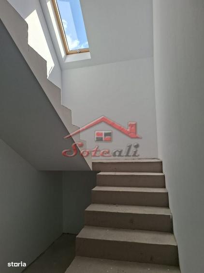 Casă cu 4 camere în Ghioșești