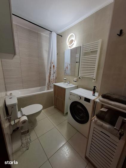 Apartament cu 2 camere în Micro 17