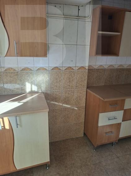 Casă individuală cu 4 camere cu Canalizare în Lugoj
