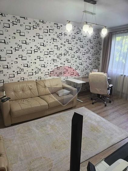 Apartament 3 camere de închiriat | Berceni | Aparatorii Patriei - 1