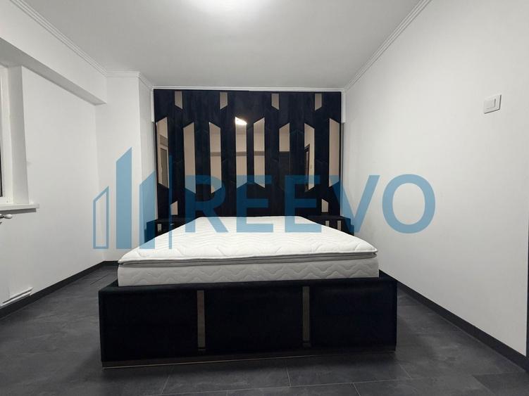Apartament cu 3 camere decomandat, mobilat în 9 Mai