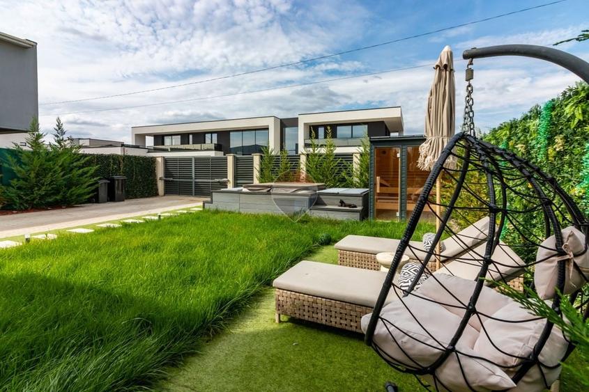 Casă individuală cu 4 camere cu Teren 375 Mp în Central