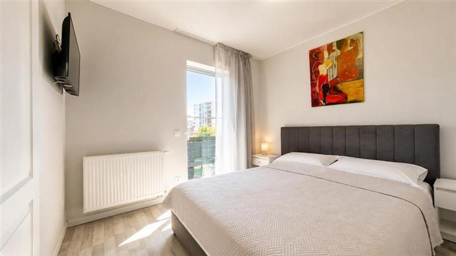 Apartament cu 2 camere decomandat, mobilat în Avantgarden