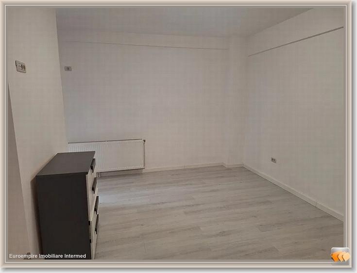 Apartament - 8