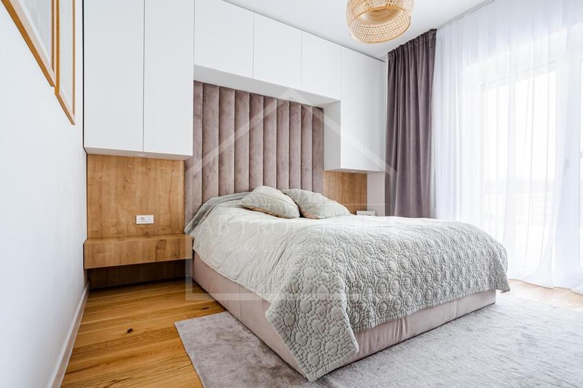 Apartament cu 3 camere decomandat, mobilat în Băneasa