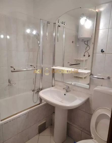 Apartament cu 2 camere semidecomandat, mobilat în Crângași
