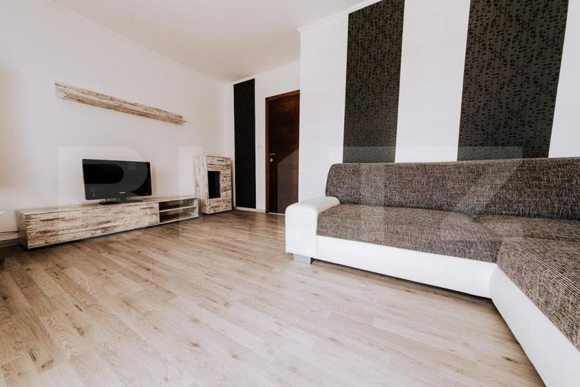 Casă individuală cu 11 camere cu Teren 207 Mp în Mehala