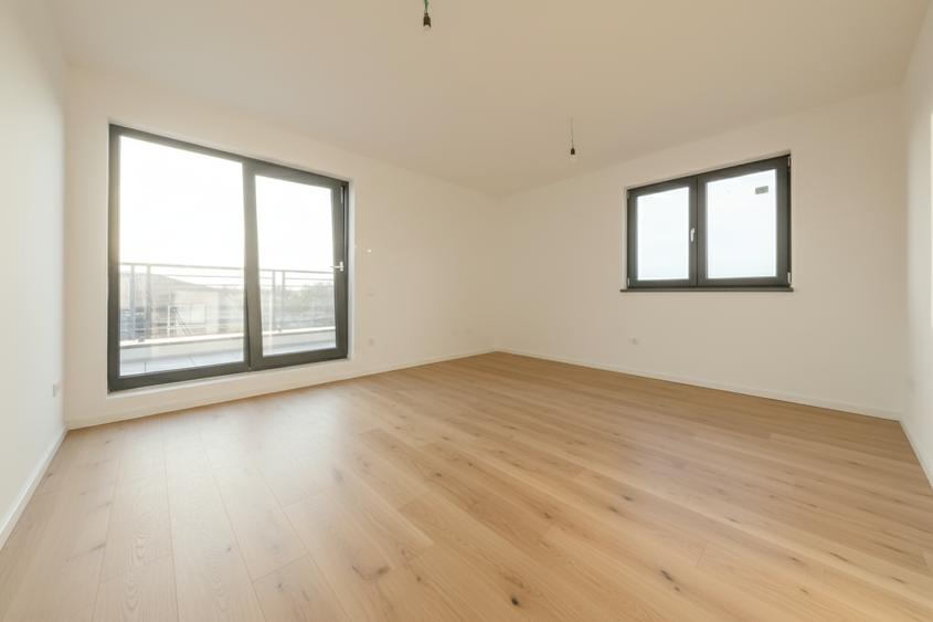 Duplex cu 5 camere cu Canalizare în Giulești
