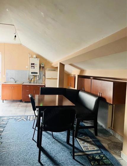 Apartament cu 2 camere decomandat în Kamsas
