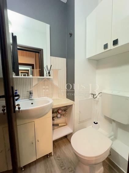 Apartament cu 3 camere decomandat, mobilat în Girocului