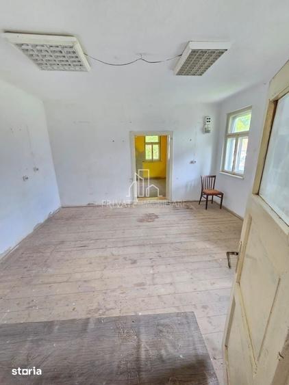 Casă cu 3 camere cu Teren 1192 Mp în Criș
