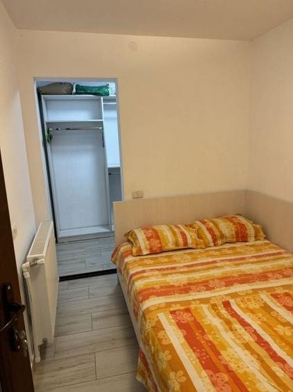 Casă cu 2 camere cu Teren 350 Mp în Carrefour