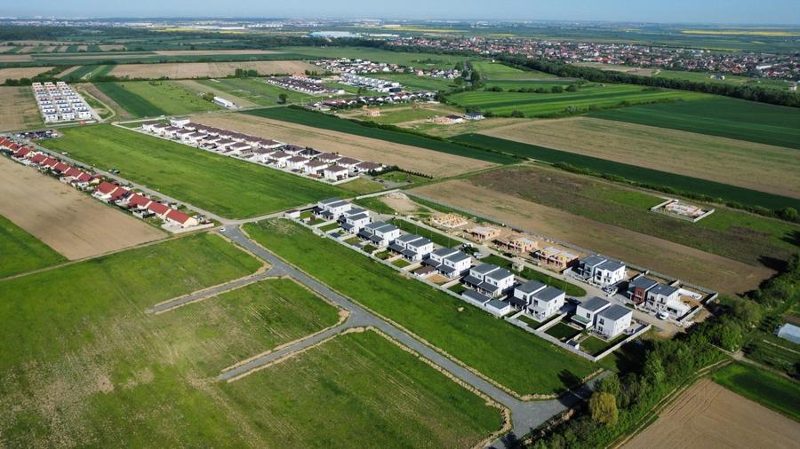 Teren pentru duplex sau casa individuala - Bucovat - Comision 0% - 7