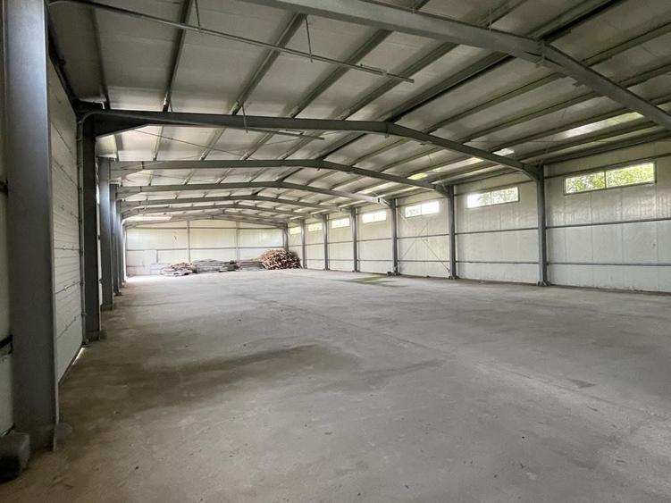Spațiu industrial, de 1,017 mp, în Periferie