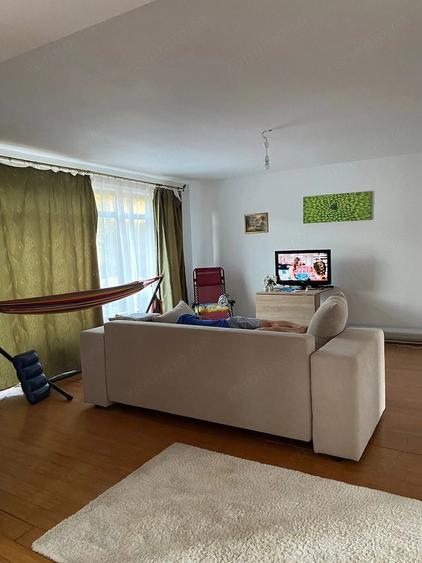 Casă cu Teren 640 Mp în Central