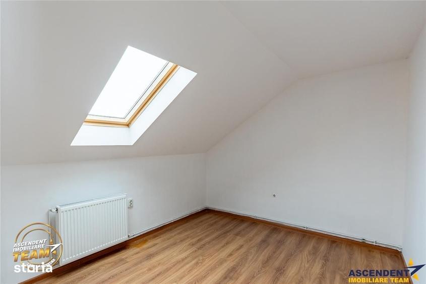 Casă cu 4 camere în Sânzieni