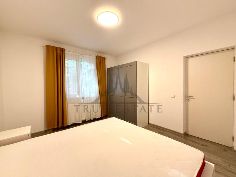 Apartament cu 3 camere semidecomandat în Primăverii